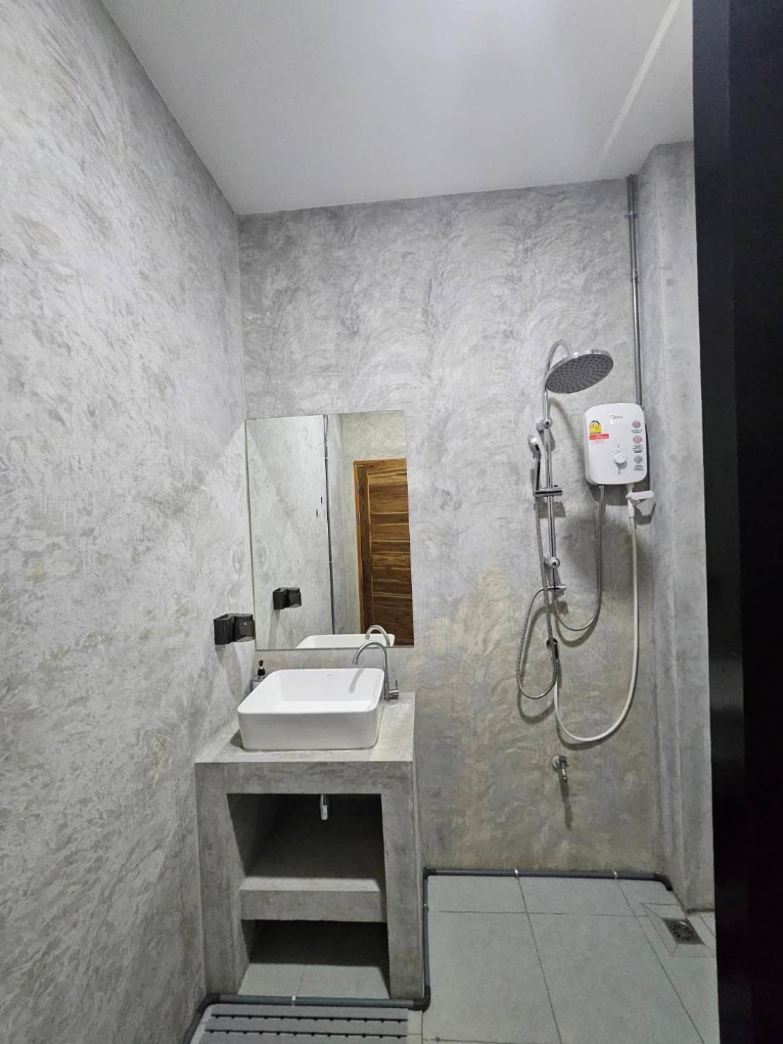The Picturebook Guesthouse Mae Sot Buitenkant foto