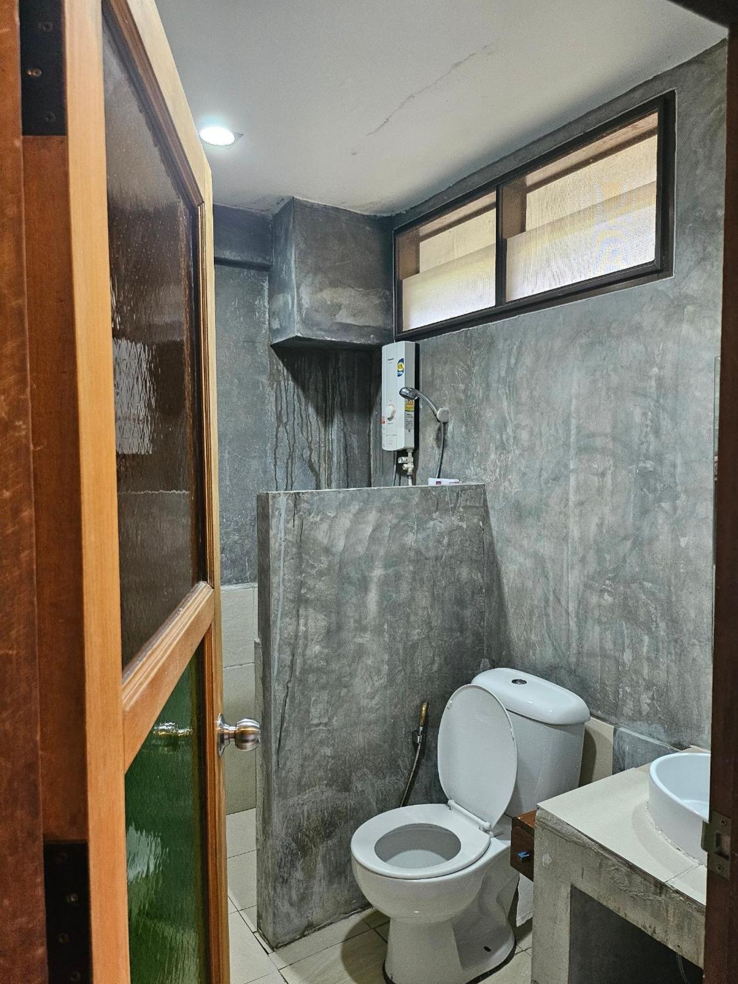The Picturebook Guesthouse Mae Sot Buitenkant foto
