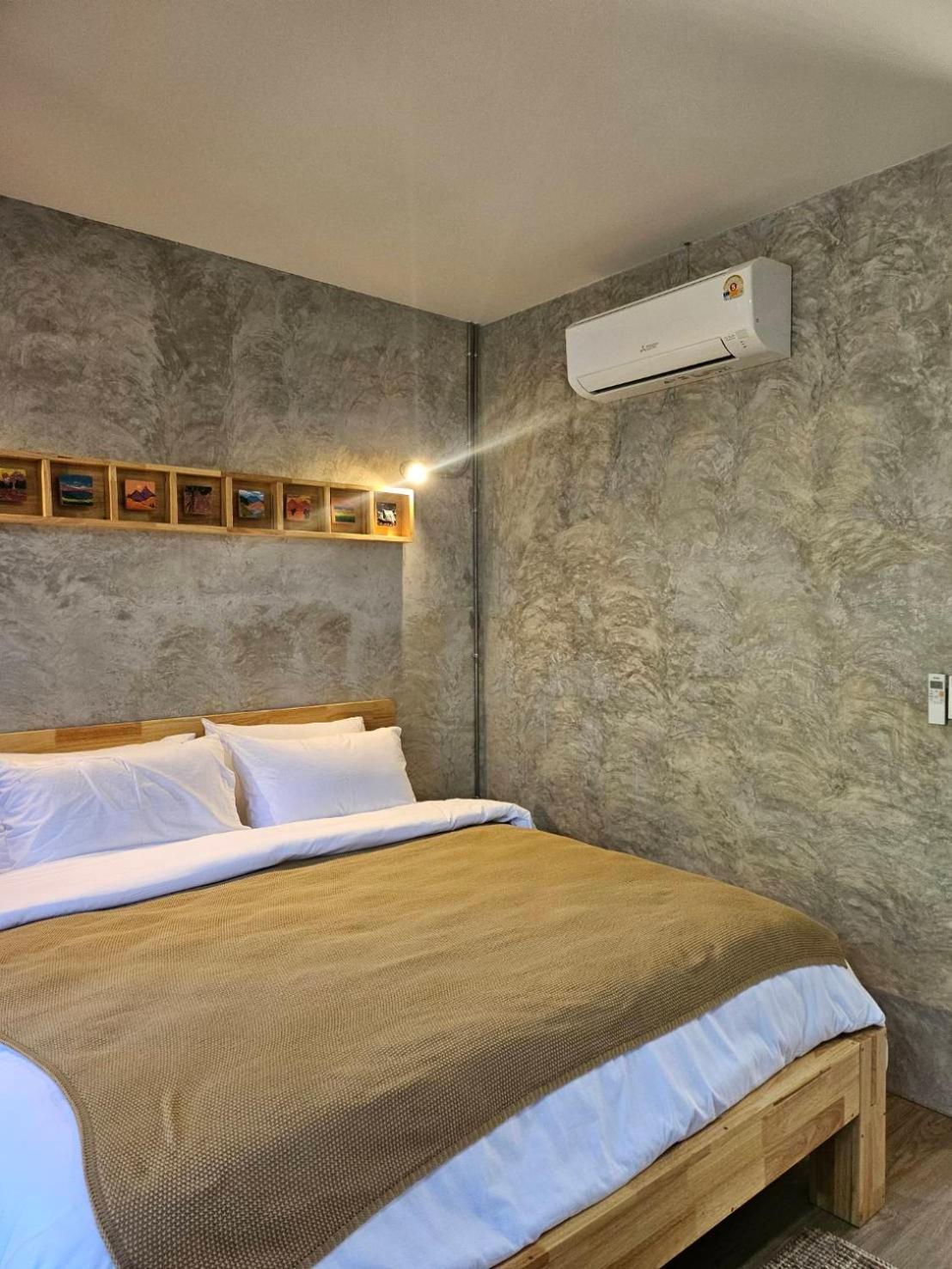 The Picturebook Guesthouse Mae Sot Buitenkant foto